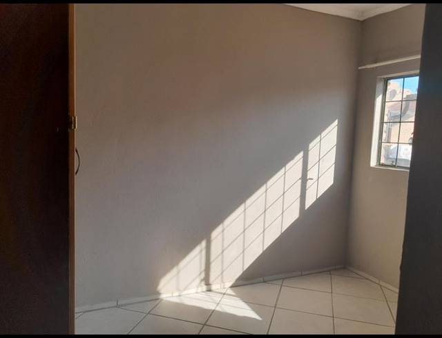 4 BEDROOM HOUSE FOR SALE IN EMDO PARK